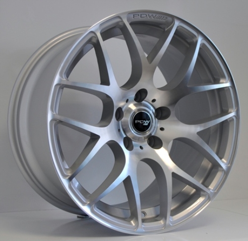 BMW ÇELİK JANT 18X8 5X120 ET30 SILVER